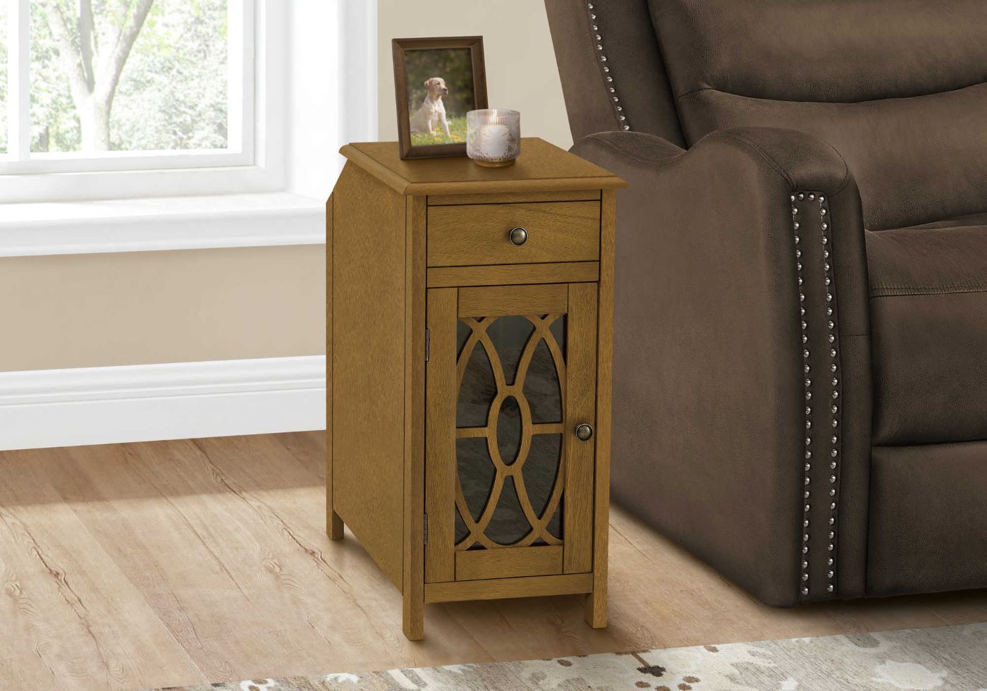 Accent Table  I 3972